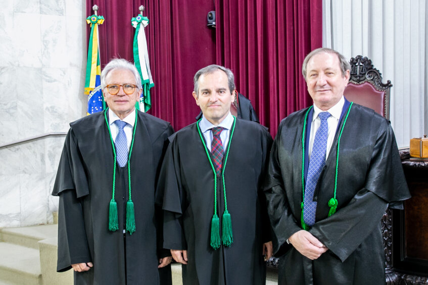 Eng. Agr. Augustinho Zucchi é eleito corregedor-geral do TCE-PR para o biênio 2027-2028